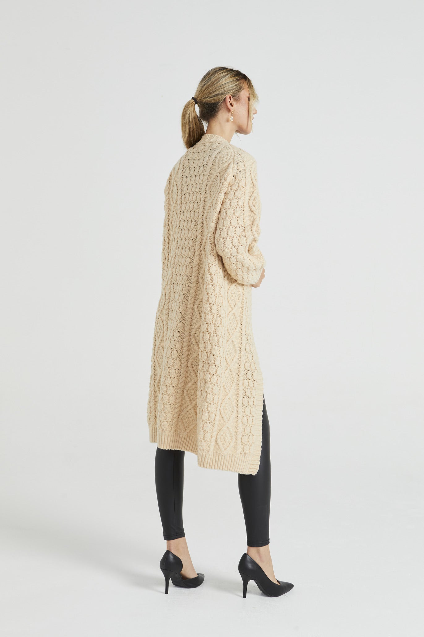 Angeleye Chunky Cable Knit Long Cardigan