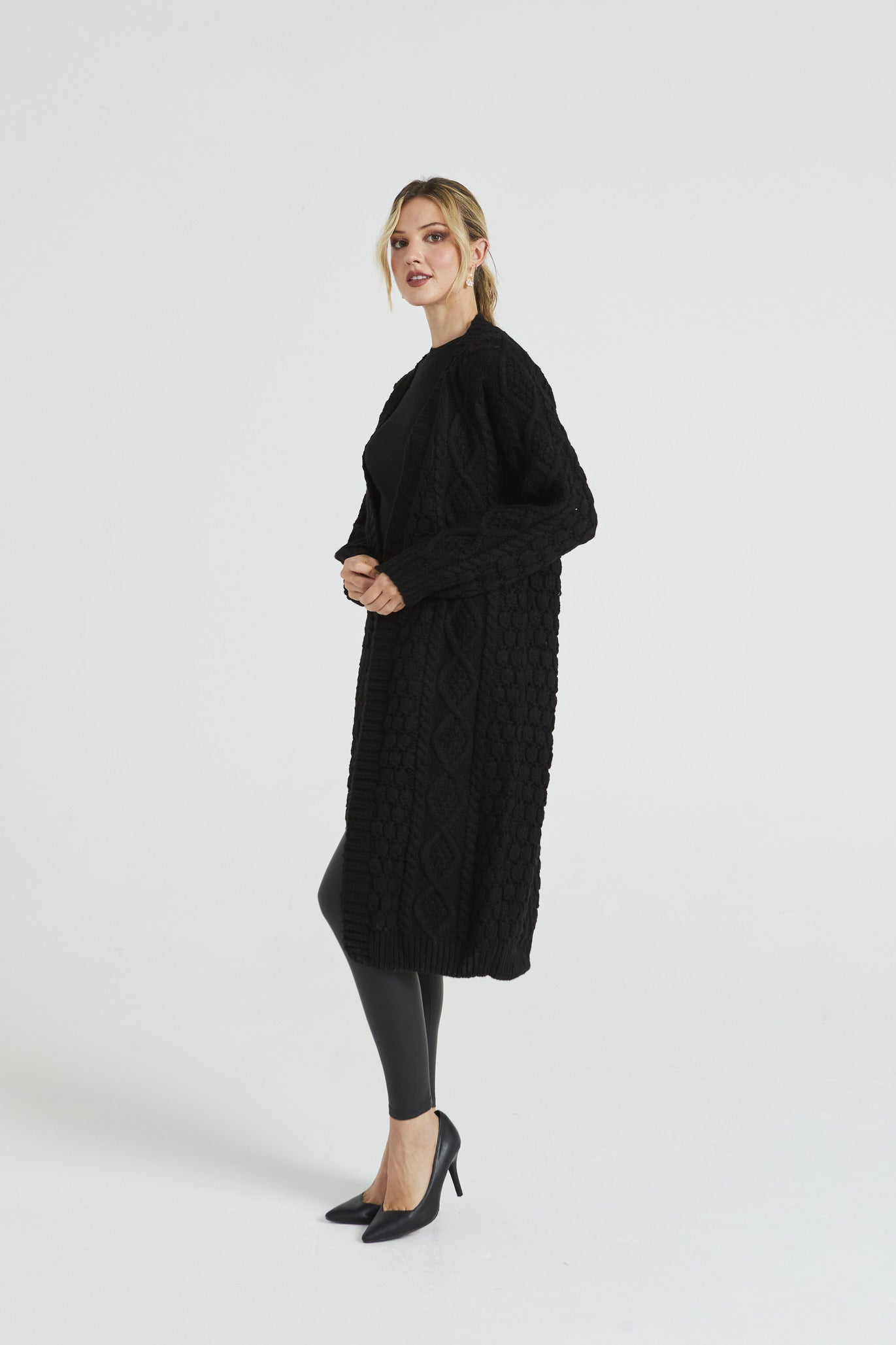 Angeleye Chunky Cable Knit Long Cardigan