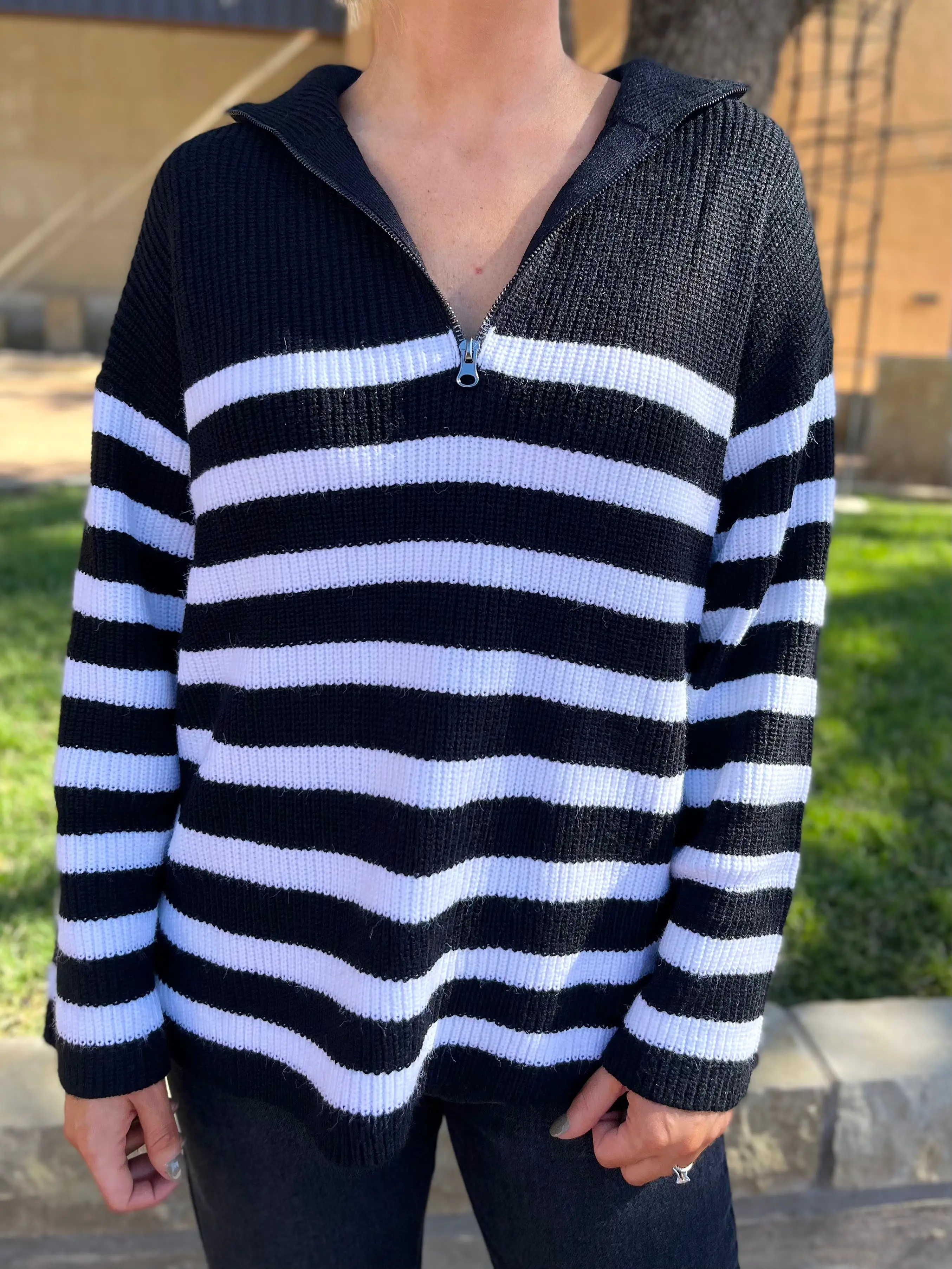 Coastal Striped Half Zip Sweater- BLACK/WHITE