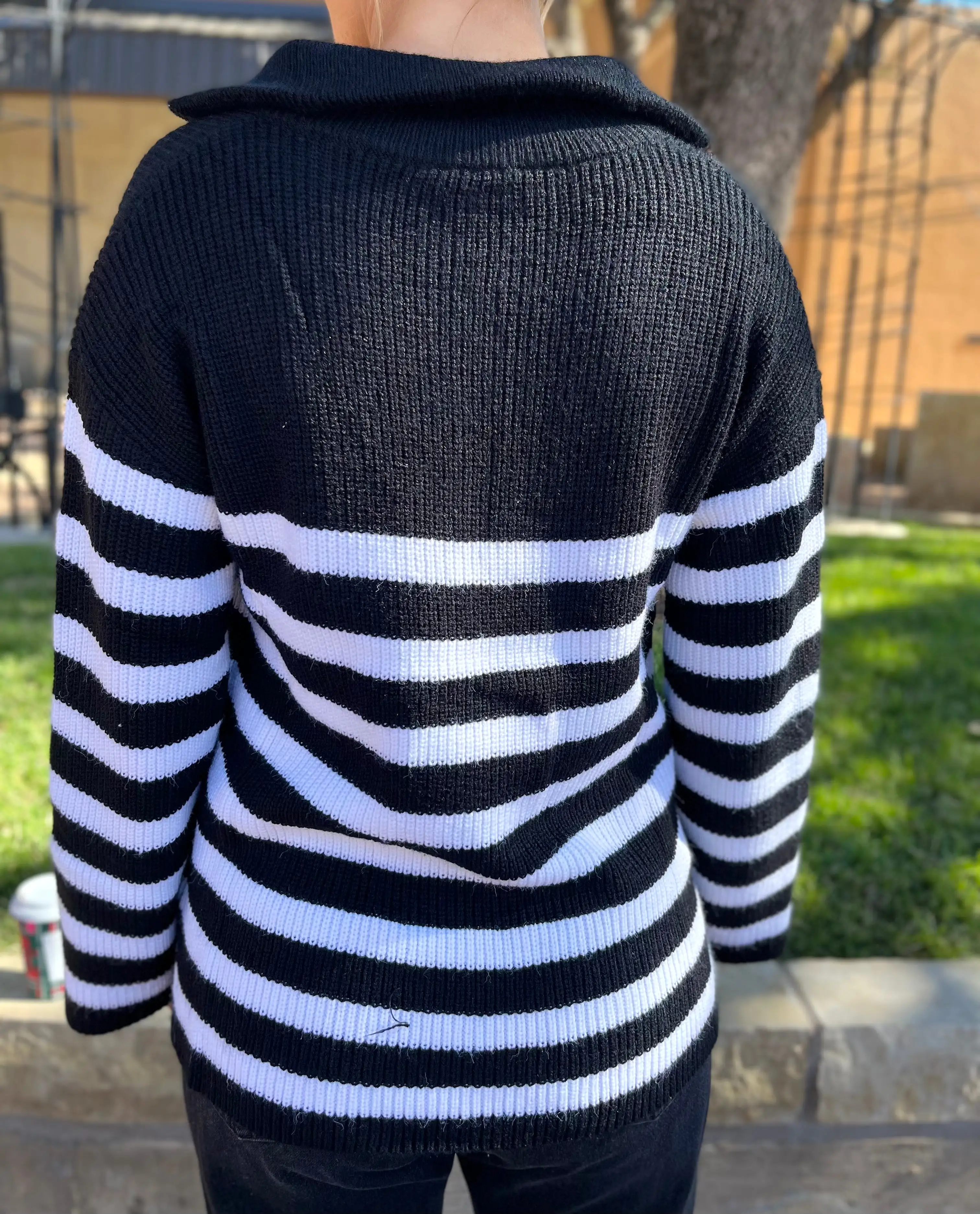 Coastal Striped Half Zip Sweater- BLACK/WHITE