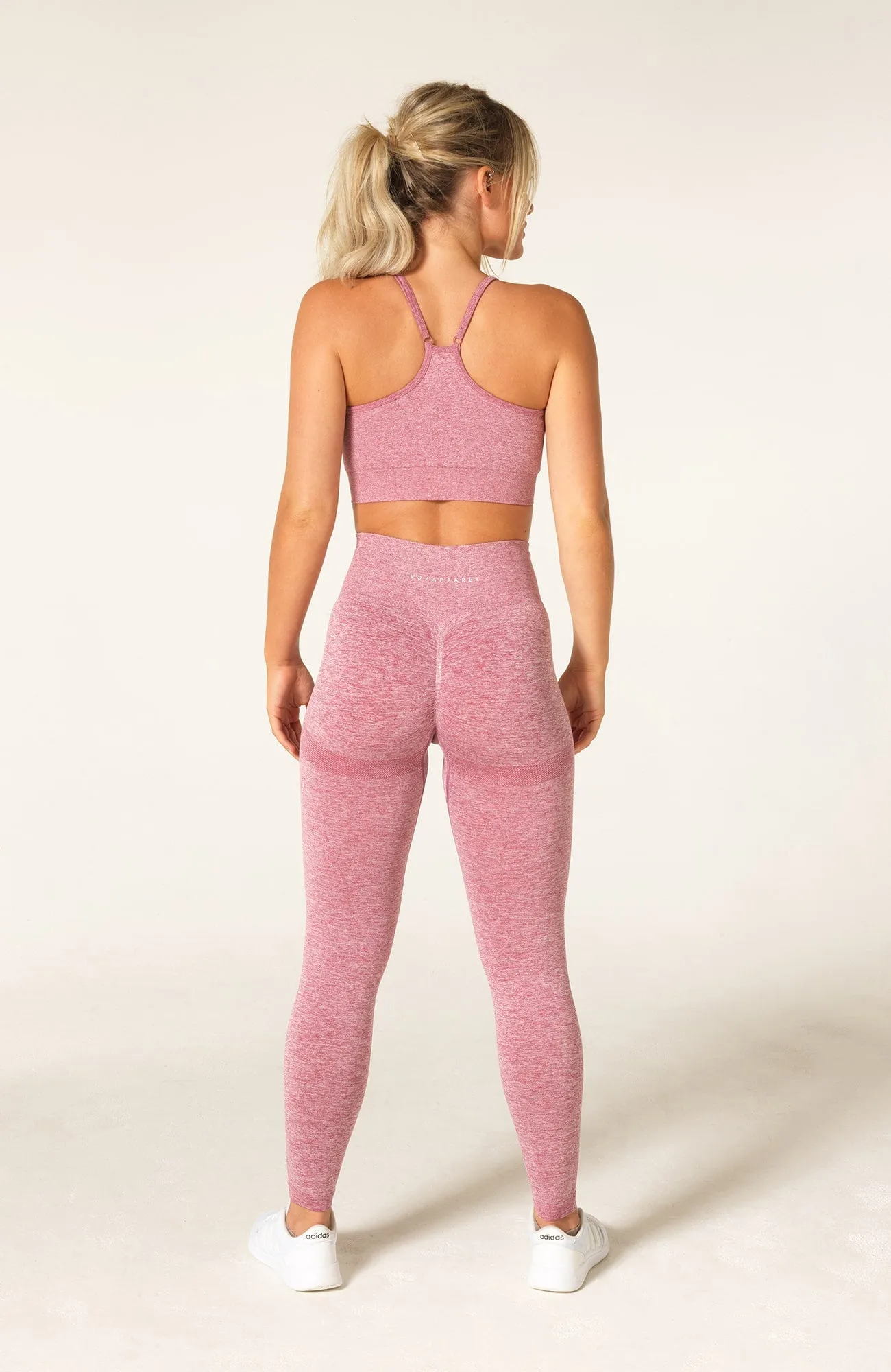 Define Seamless Scrunch Leggings & Sports Bra Set - Pink Marl