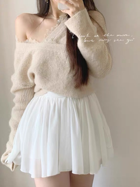 Lace design shoulder sweater